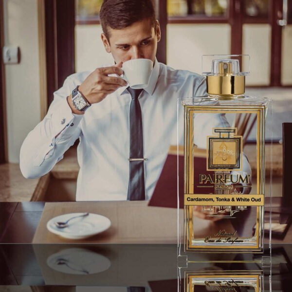 Eau-de-Parfum-Person-Reading-Cardamom-Tonka-White-Oud-Man-1-1.jpg Eau-de-Parfum-Person-Reading-Cardamom-Tonka-White-Oud-Man-1-1.jpg
