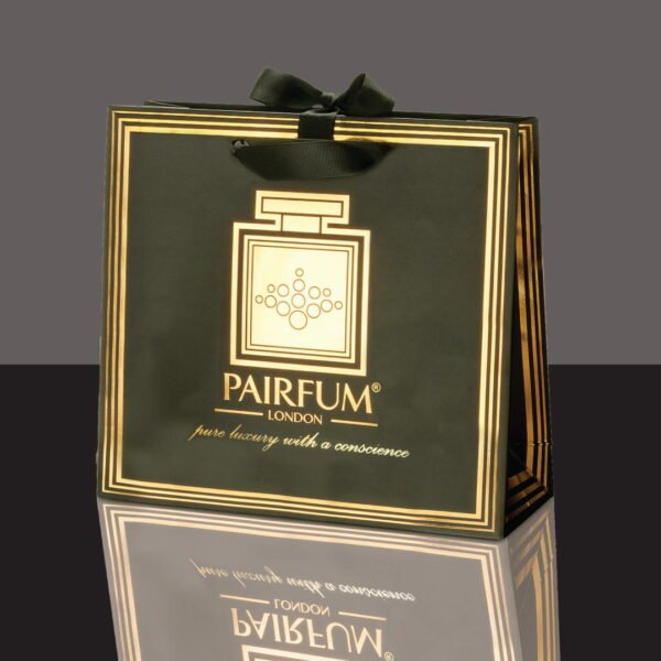 Pairfum-Gold-Black-Luxury-Carrier-Bag-Gift-Classic-Black.jpg Pairfum-Gold-Black-Luxury-Carrier-Bag-Gift-Classic-Black.jpg