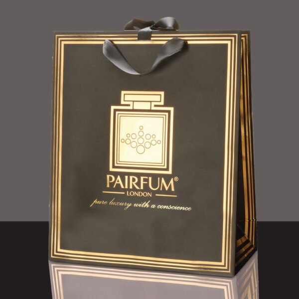 Pairfum-Gold-Black-Luxury-Carrier-Bag-Gift-Large-Black.jpg Pairfum-Gold-Black-Luxury-Carrier-Bag-Gift-Large-Black.jpg
