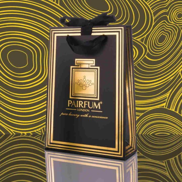 Pairfum-Gold-Black-Luxury-Carrier-Bag-Gift-Small-Fluid.jpg Pairfum-Gold-Black-Luxury-Carrier-Bag-Gift-Small-Fluid.jpg